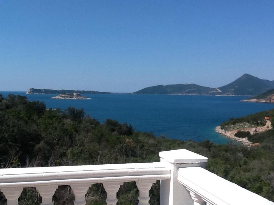 Villa Mirista Lustica Ruang foto